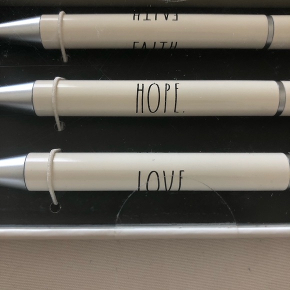 NWT Rae Dunn “Faith” “Hope” “Love” Pen Set - Picture 3 of 4